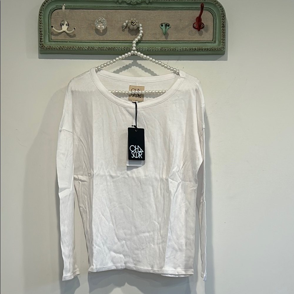 Chaser Brand Classic White Long Sleeve Women’s T-shirt size small new w tags